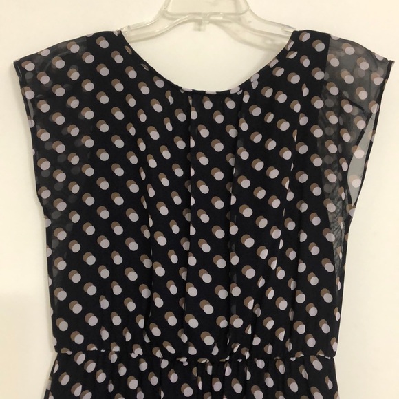 Dress - Picture 3 of 5